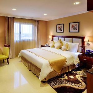 Grand King Suite